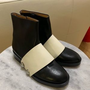 Alexander Wang Hanne Women Round Toe Leather Boot